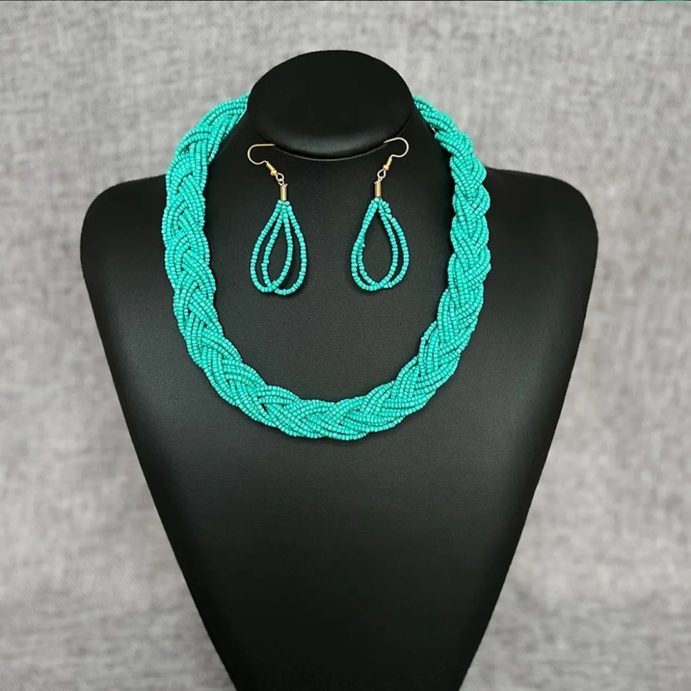 Handmade woven Necklace